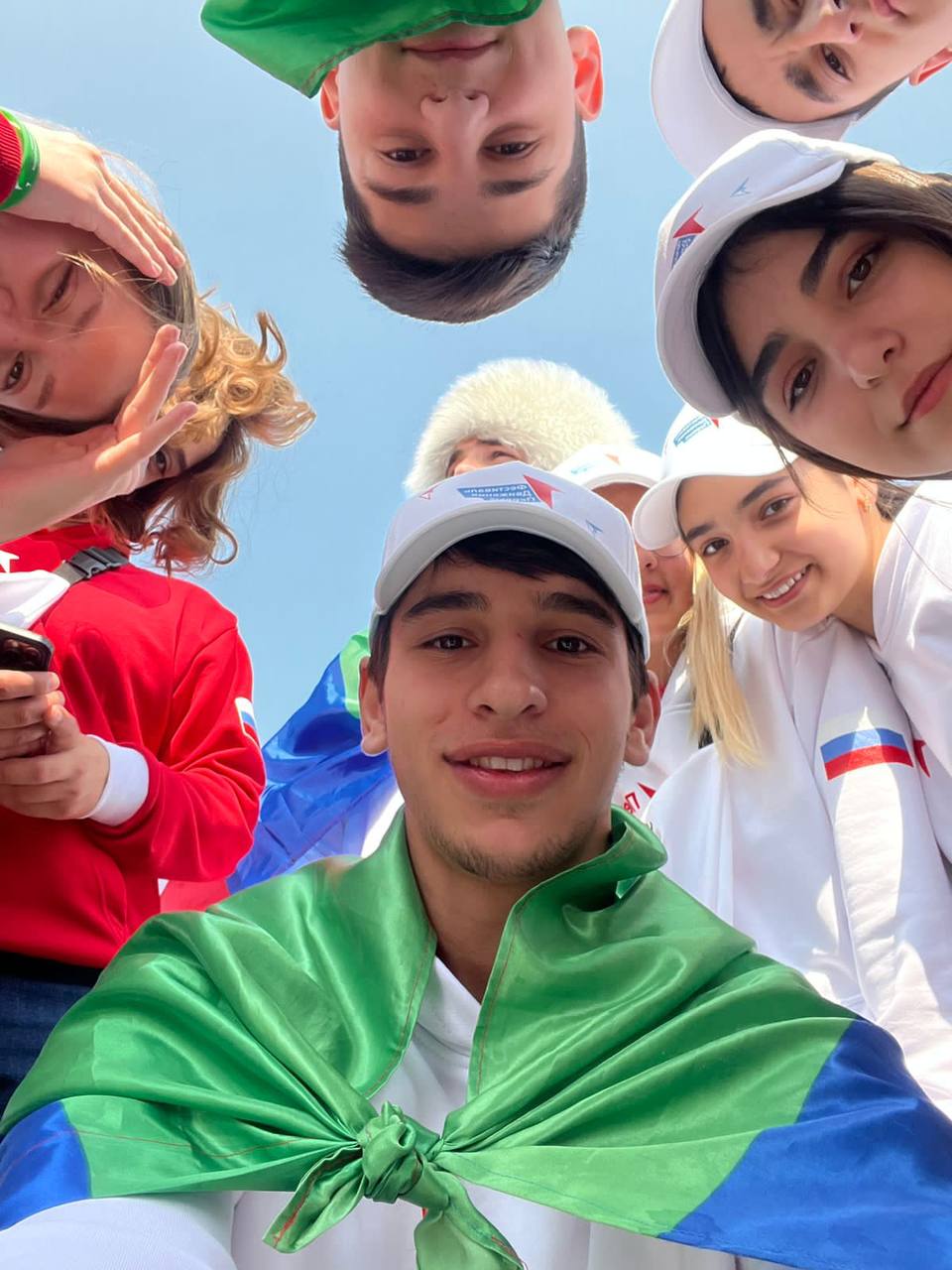 «Движения первых».