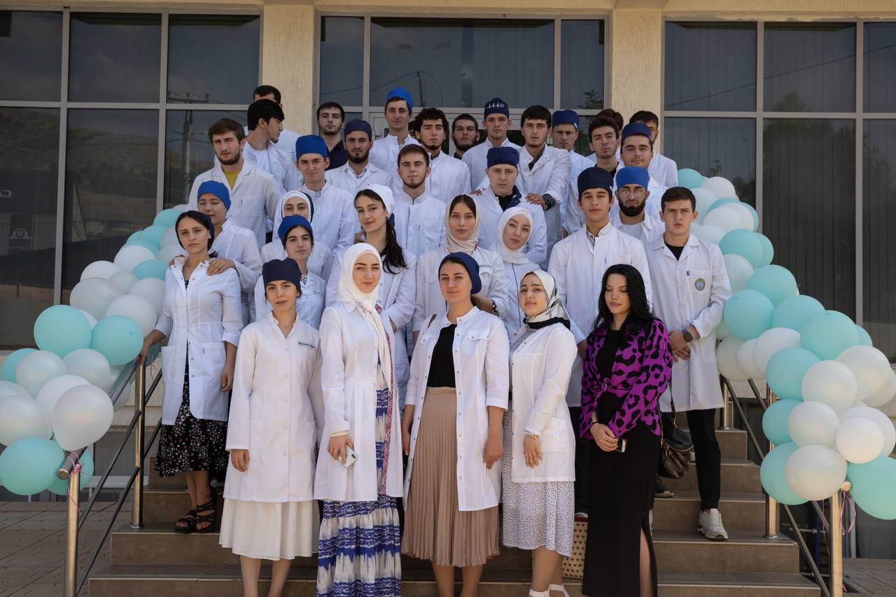 Первые студенты