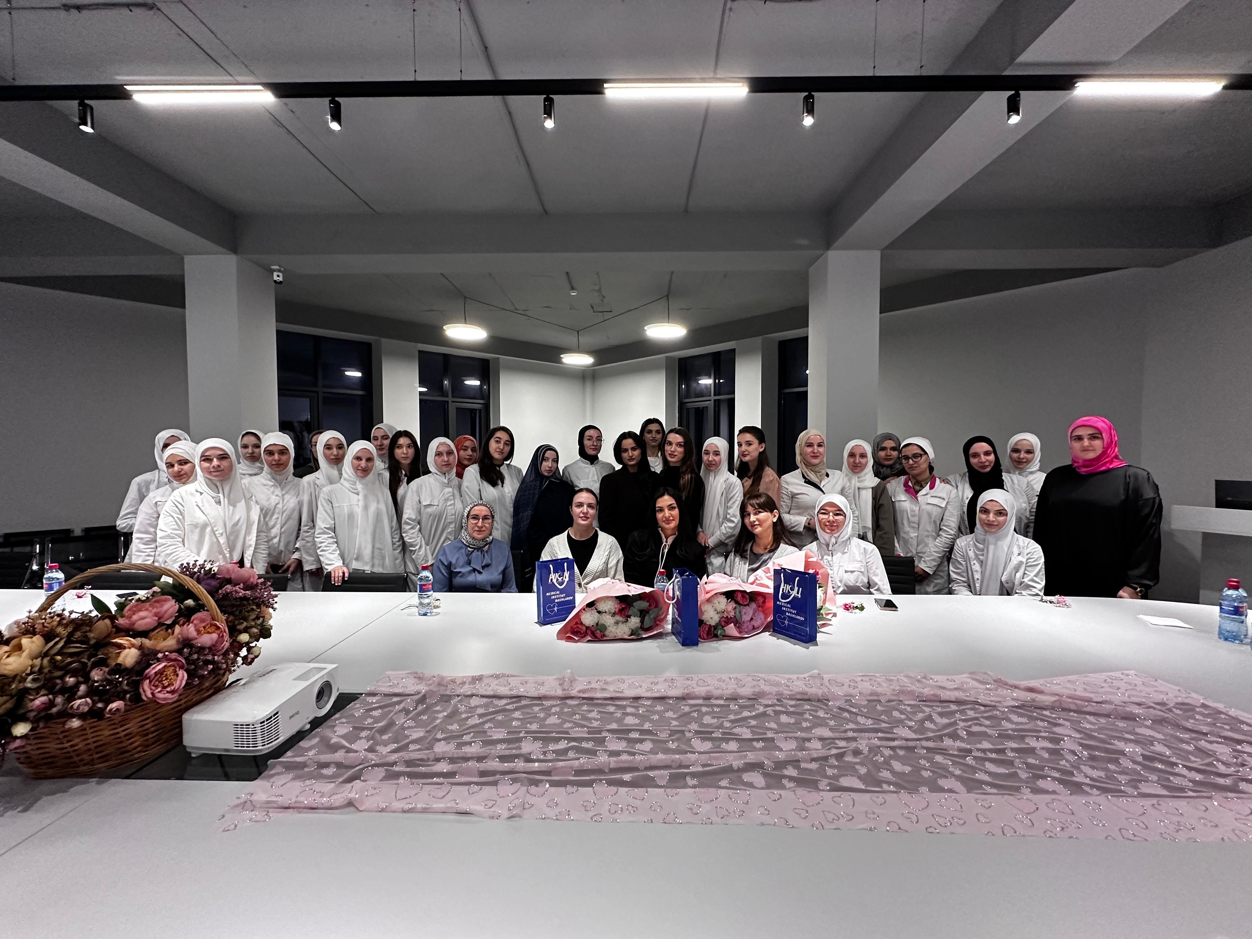 Розовый октябрь