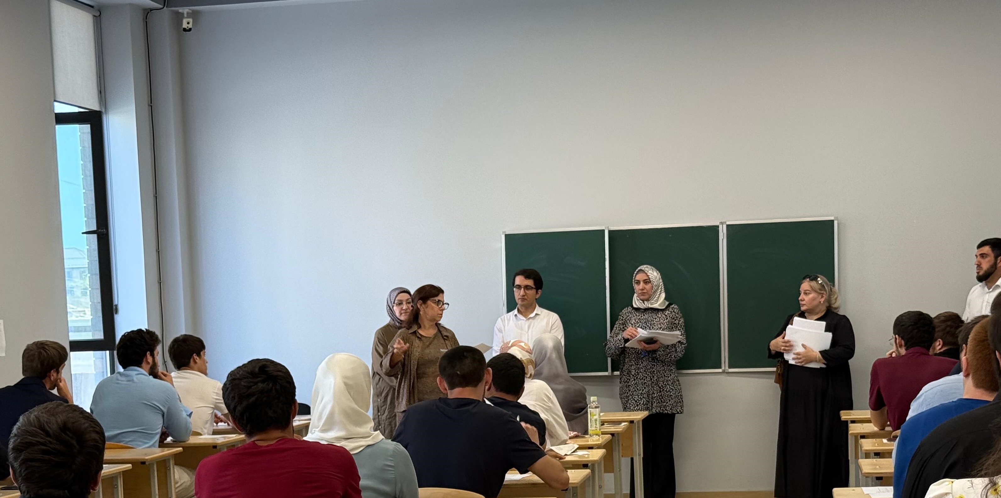 В Научно-клиническом центре имени Башларова проходят вступительные испытания