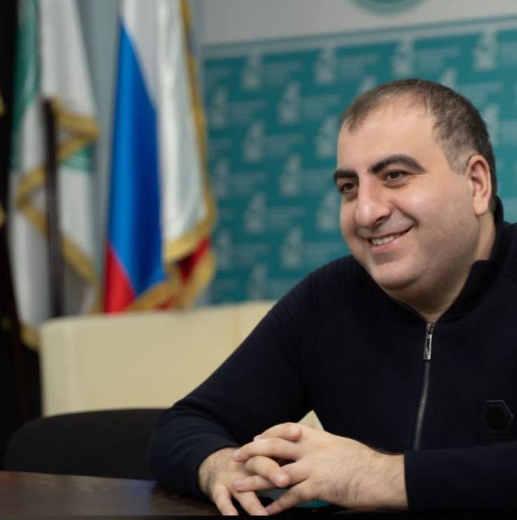 Юсуп Магомедович защитил докторскую !